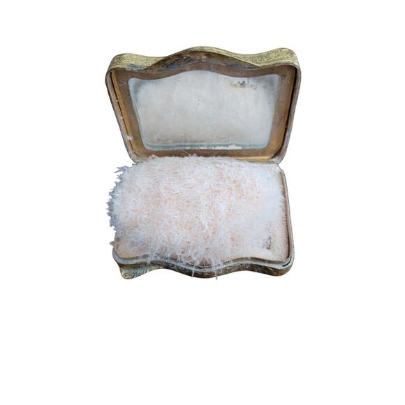 Antique Gold Etched Compact Enamel Cherub Inlay - Picture 2 of 6